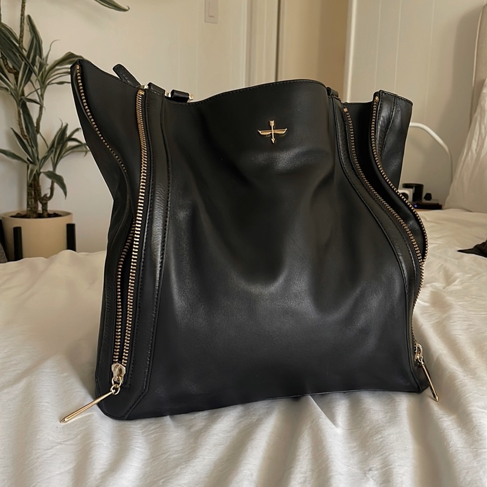 Pour La Victoire Black Tote